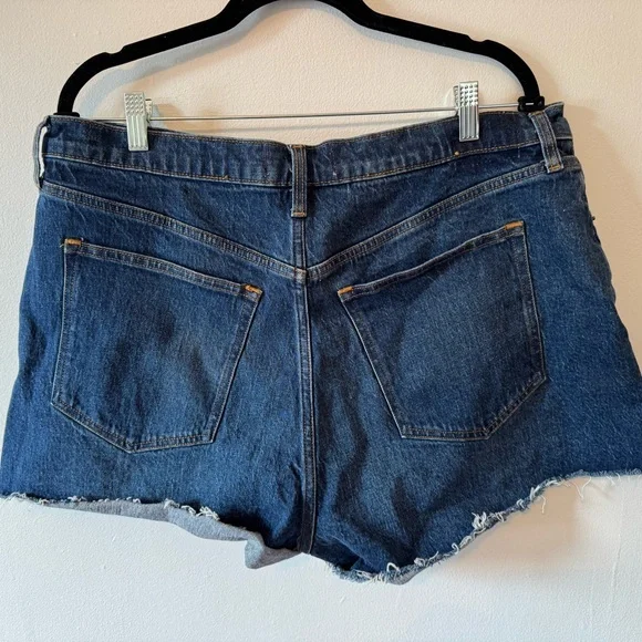 Abercrombie and Fitch Denim Blue Women's Curve Love Shorts - Picture 2 of 3